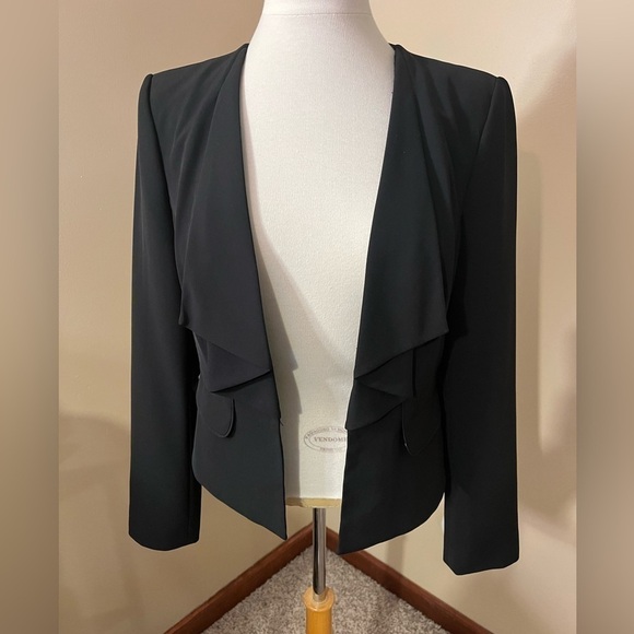 WHBM Black Front Ruffle Blazer Sz 8 EUC - Picture 6 of 8